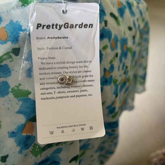 Pretty Garden Floral Blue Midi Wrap Dress XL NWT - Picture 4 of 5